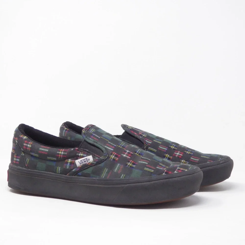 Vans Womens Slip-On Shoes Green Red Black Plaid ComfyCush Size 7